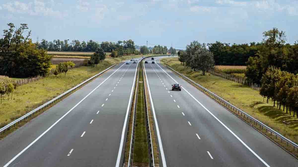 Bhopal-Kanpur Economic Corridor : एक और फोरलेन हाईवे का तोहफा, भोपाल-कानपुर के बीच बनेगा, कम समय में होगा सफर