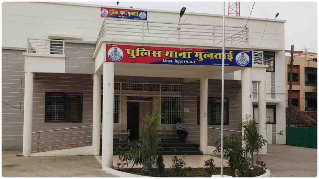 Betul Crime News: शराब पीने और काम नहीं करने को लेकर टोका तो कलयुगी बेटे ने मां की पत्थर मारकर कर दी हत्या